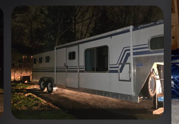 Live in horse trailer-PRICE REDUCED!! (FROM 19900) 1