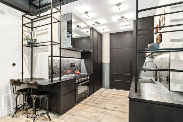 $2,600 / 2br - 1600ft2 - Extremely High End 2BR 2BA Condo! (University Village)63898603611267124
