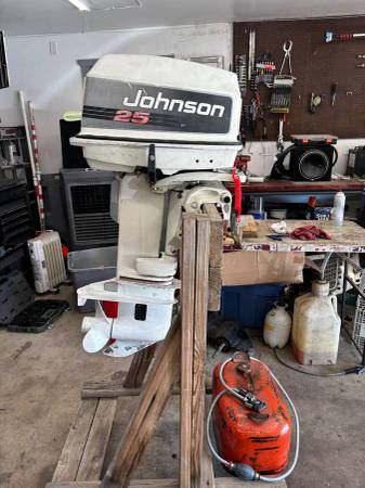 1988 25hp Johnson.  I Know This Motor.  Buyer Beware. 1