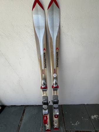 Ski boards and boot 1