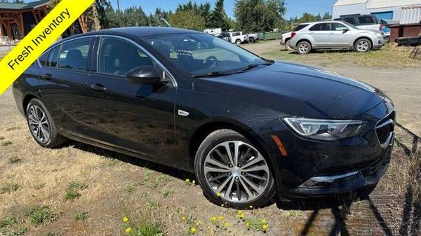 2018 Buick Regal Essence Hatchback - $445 (Pago estimado OAC†)63612098257027121