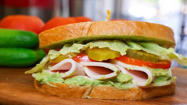 Sandwich Artist/Prep/Cashier 1