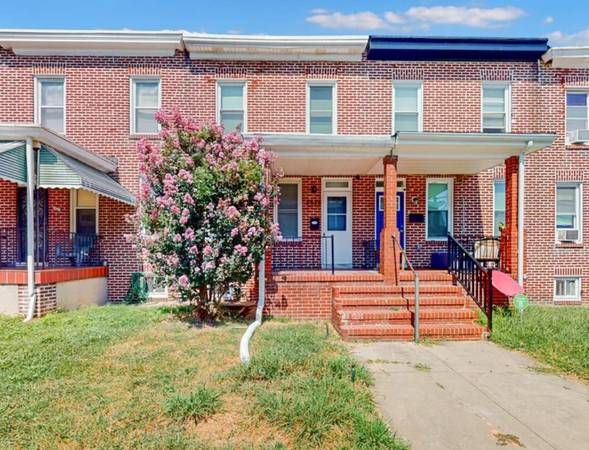 $860 / 2br - This beautifully 2-bedroom, 1-bathroom single-family home (Baltimore, MD)63694965331459120