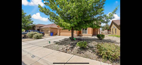 $600 / 3br - $600 Room in Metro Verde Home - Primary Room Available (Las Cruces)63948355590019120