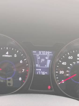 2013 Hyundai Veloster - $6,500 (Hiram ga)63620197215491123