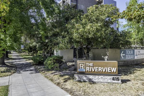 $1,395 / 330ft2 - Steps from Everything, Miles from Ordinary! The Riverview 55+ (415 P Street Sacramento, CA)63919498030211122