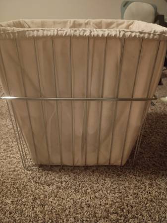 Close hamper 1