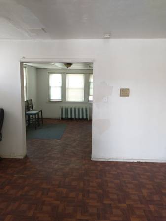$115 Affordable & Medium Sized Room  - $115/Week - All Utilities Included! (Philadelphia)63666799746051122