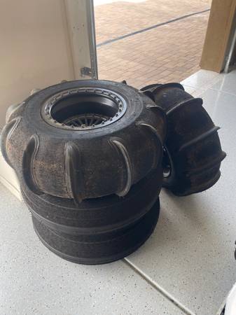 5 Lug Pro R Paddles 1