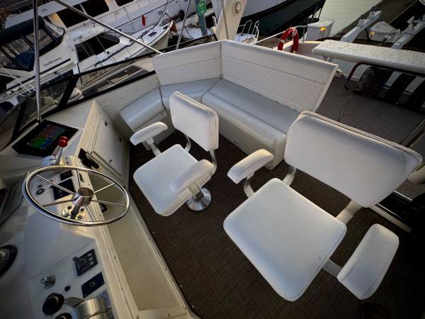 $299,000 / 2br - Dreaming of living in the water in Seattle? (Seattle)63948084570626123