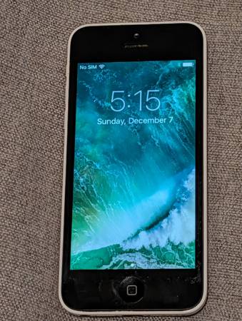 iPhone 5c White - Unlocked 1