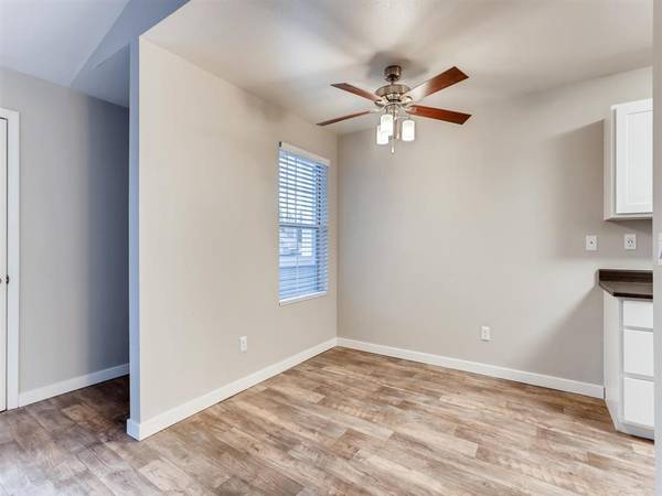 $2.179 / 2 hab - 985 pies² - Vive espacioso en Renton: 2 habitaciones con piscina y ¡1 mes de alquiler gratis especial! (Fairwood)63408953605251122