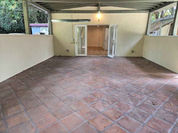 $3,295 / 1br - Casa estilo español en Northridge (Northridge)63701054322945122