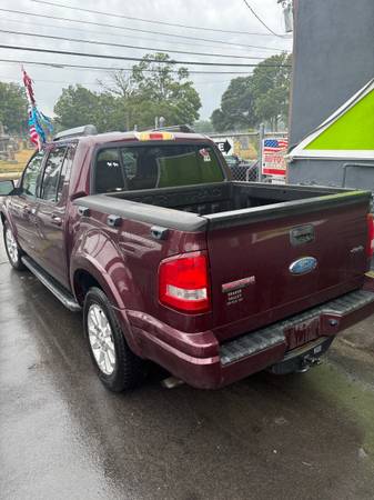 2008 Explorer sport trac 95K miles - $7,450 (Malden)63441253934465124