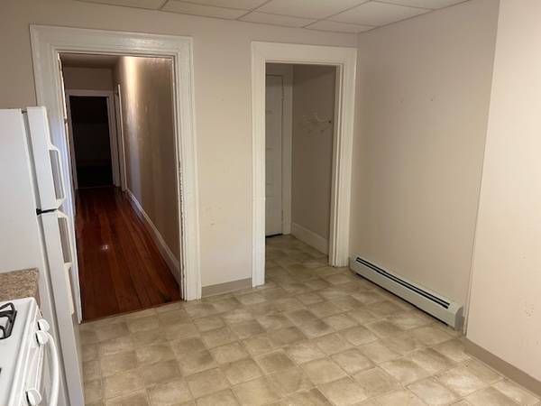 $2,400 / 1br - Increíble sin tarifa - 1 habitación - Harvard Design, piso de madera, porche, calefacción y agua caliente incluidas (Cambridge, Harvard Design, Harvard sq)63699506908419124