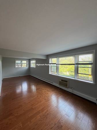 $1,995 / 2br - 🍂🏡🌞Skokie Serenity 2BD/2BA!☀️Elegant Escape🍂🏡🌞 (Skokie)63960011225346121