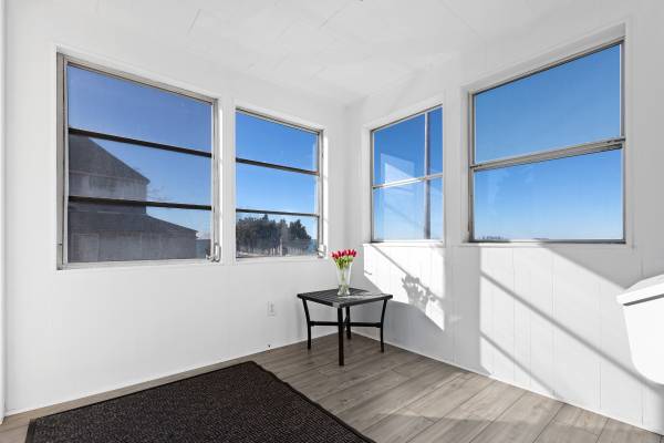 $2,495 / 1br - 800ft2 - WATERFRONT APARTMENT BOSTON SKYLINE VIEWS 1 BED WITH PARKING (Quincy)63699392952705123