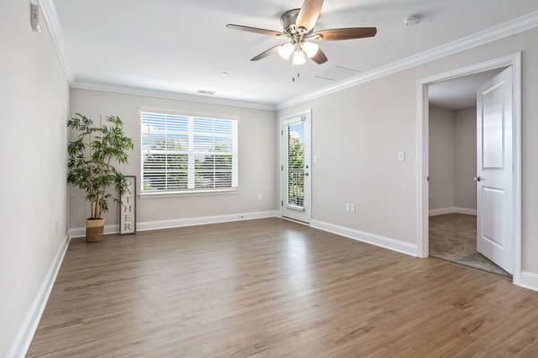 $1,995 / 1br - 760ft2 - GOOD TIMES AND ISLAND VIBES (CHESTER)63839300576131122