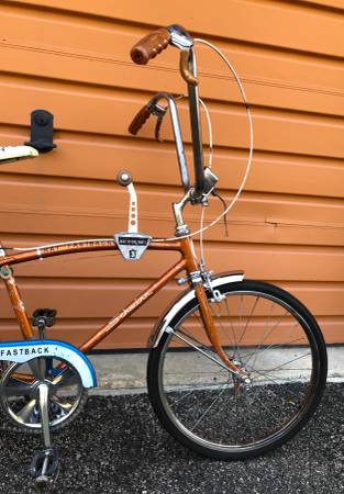 1967 Schwinn Stingray "Rat Fastback" 20" Bicycle Bike Coppertone - $995 (Little Compton)63443223006851123
