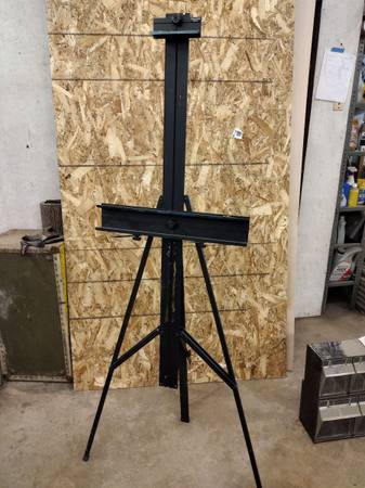 Easel, Aluminum 1
