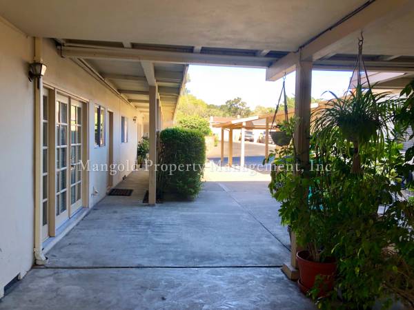 $2,650 / 2br - 772ft2 - 2 Bedroom Apartment in Prime Neighborhood - $300 Move-In Special! (Monterey)64009501698819123