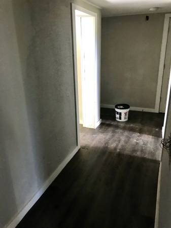 $750 / 2br - 950ft2 - Pet Friendly (Pet Fees Apply), Hardwood Flooring64013202770946120