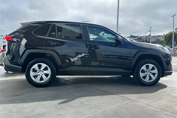 2024 Toyota RAV4 LE - $28,988 (Dale City, CA)63654698486531122
