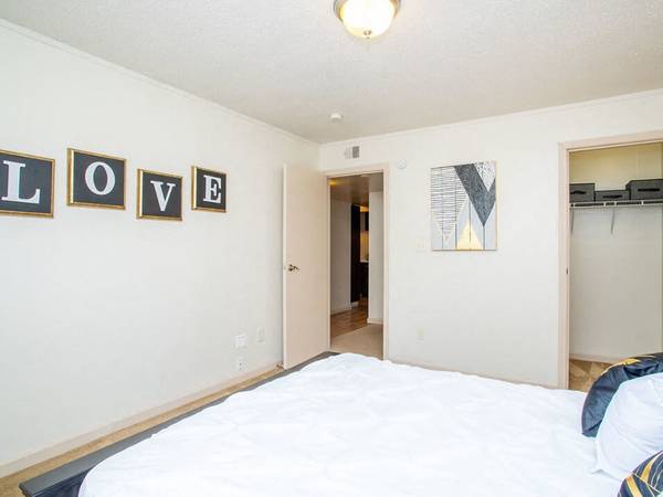 On-Site Laundry Facility, BBQ/Picnic Area, 1/BD 1