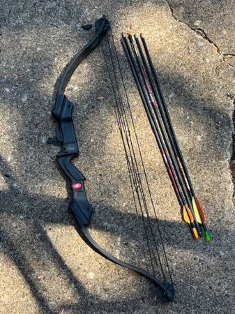 Youth Bow and Arrows 1