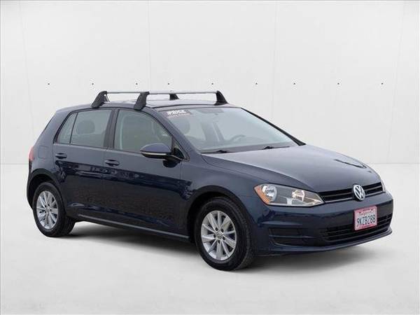 2016 Volkswagen Golf VW TSI S con techo solar Hatchback - $11,752 (Llama al *(760) 547-7723* para confirmar disponibilidad al instante)63440377803651122