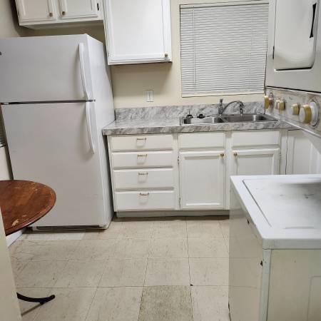 $750 / 1br - **Efficiency--Utilities Included ** (Columbus, GA)64018452147457120