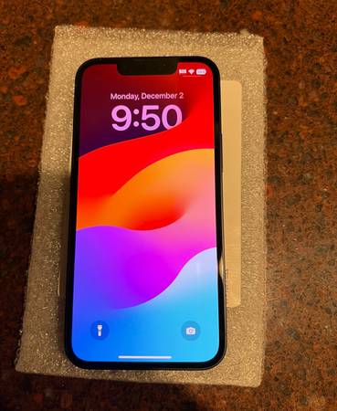 UNLOCKED Apple iPhone 13 Mini 128GB Black 87% Battery Health 1