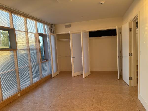 $2,050 / 2br - Large room in N. Oak townhouse, private bath, studio, wfh space, patio (oakland north / temescal)63834317401601122