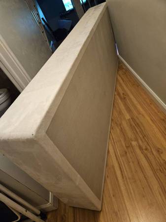 Tempur-Pedic ProAdapt 9" Box Base Set -Queen Split 1