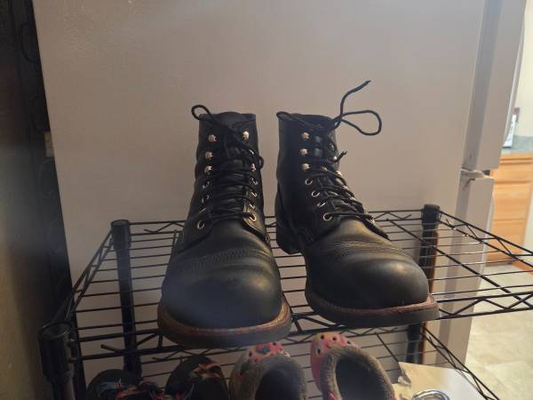 Red Wing Iron Ranger boots Size 10 mens 1