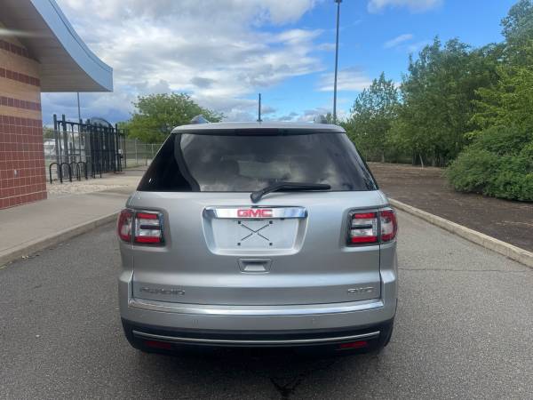 GMC Acadia awd - $7,450 (Brooklyn)63470616519043121
