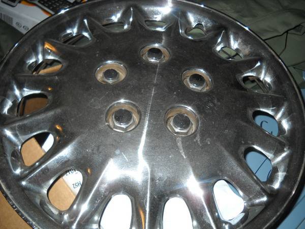 3-15 INCH HUB CAPS 1