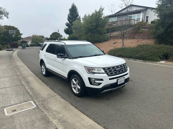 2016 Ford Explorer, 4 x 4 - $10,500 (santa rosa)63654700864897121