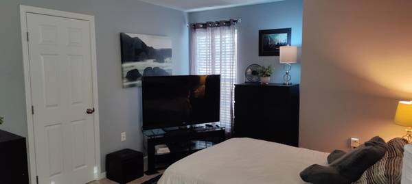 $775 / 1br - Available Fully furnished room for rent in a condominium townhouse (Mechanicsburg)64010158164098122