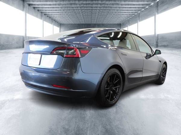 2020 Tesla Model 3 Electric Standard Range Sedan - $17,499 (Escondido Auto Super Center)63476372669955122