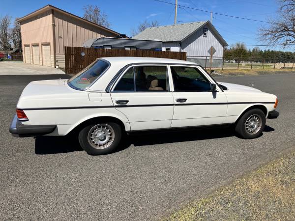 Mercedes 300D - $8,80063613954671489121