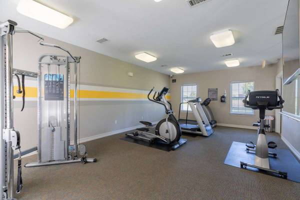 $2,081 / 3br - 1118ft2 - Clubhouse, Business Center, On-Site Maintenance (4542 Bromley Ln, Brighton, CO)63849272146435121