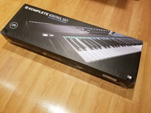 KOMPLETE KONTROL KEYBOARD 1