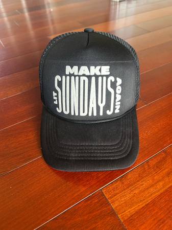 Make Sundays Lit Again 1