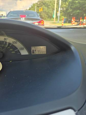 Toyota Yaris 2007 - $5,500 (Somerville)63615374947713124
