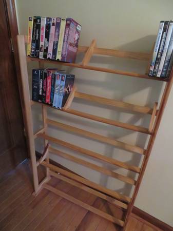 CD/DVD/VHS storage rack 1