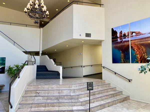 $775 / 385ft2 - ¡Espacio de Oficina Contemporáneo! ¡Servicios Incluidos! #207-B (CAMARILLO)63800328075267123