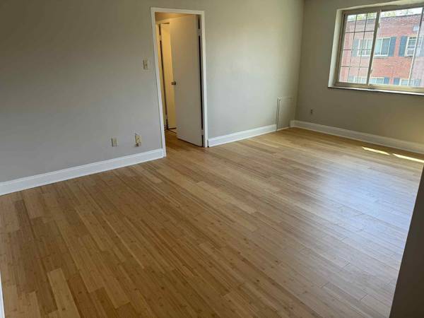 $1,499 / 1br - 🏡 Regency Court – Prime Location in Pittsburgh! 🏡 (Shadyside, Pittsburgh)64013533066754121