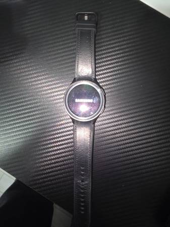 Samsung Galaxy Watch 5 Pro – Mint Condition 1