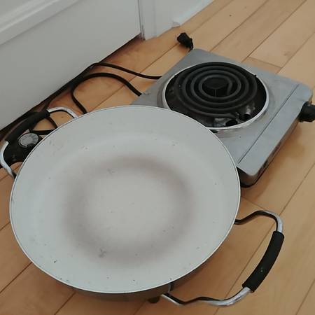 PICKUP ONLY -  FREE electric skillet + cooktop  (repair needed) 1